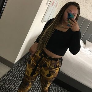 Meet your Posher, Sharlynn